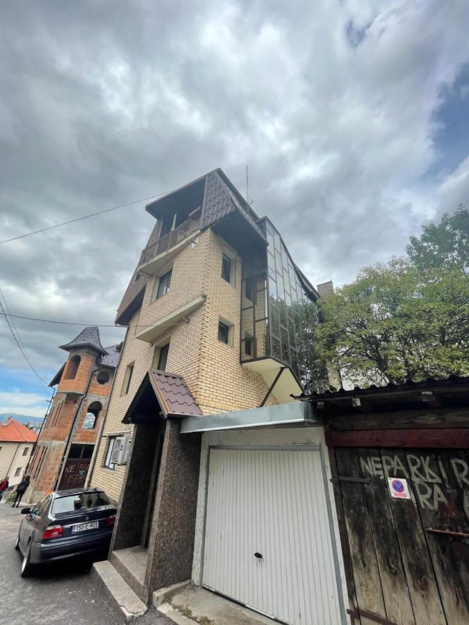 Casa Gialla Free Parking Sarajevo Exterior photo